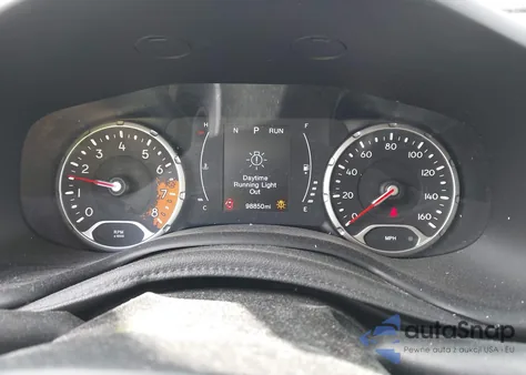 2018 Jeep Renegade Latitude 4X4 из США, поврежденный, VIN ZACCJBBB8JPJ05253